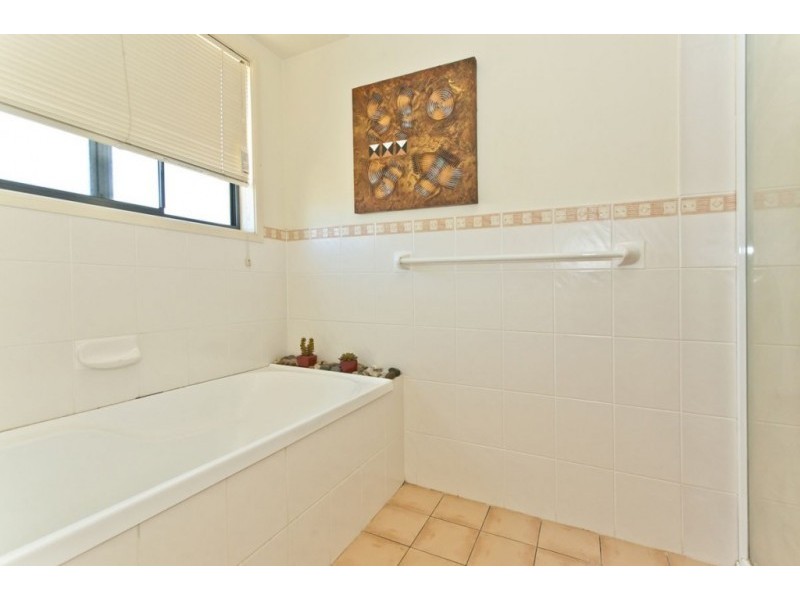 4 Silverwood Close, Medowie NSW 2318