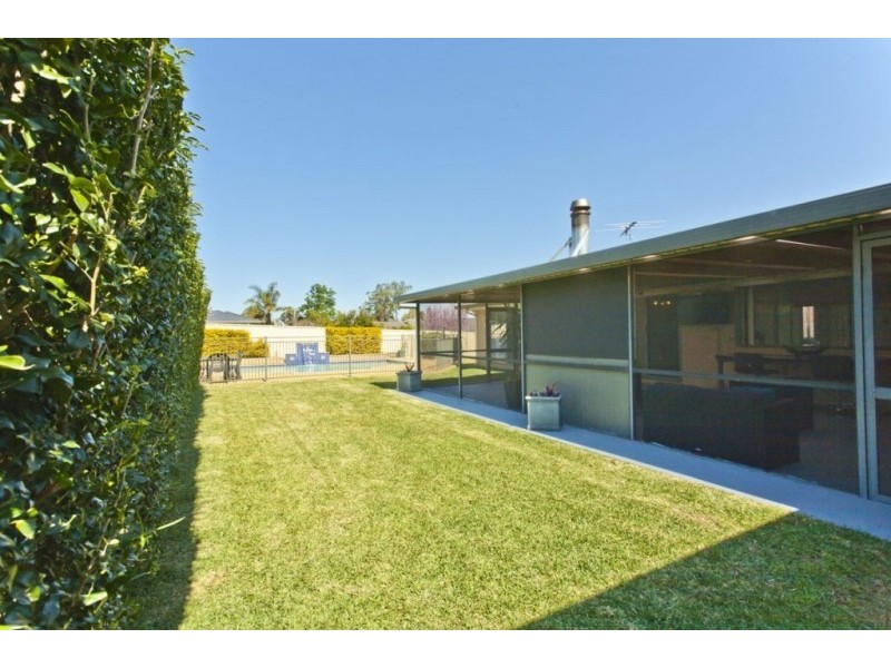 4 Silverwood Close, Medowie NSW 2318