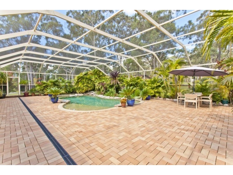 8 Federation Drive, Medowie NSW 2318