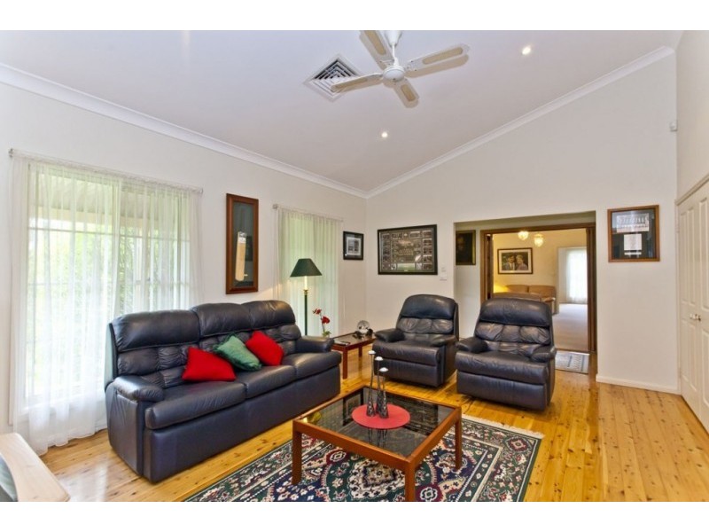 8 Federation Drive, Medowie NSW 2318