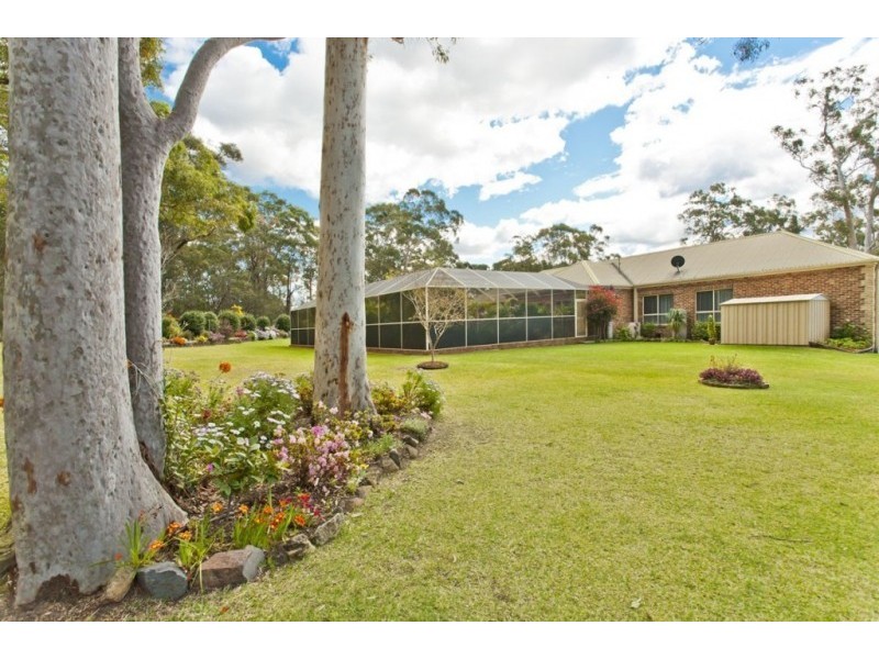 8 Federation Drive, Medowie NSW 2318