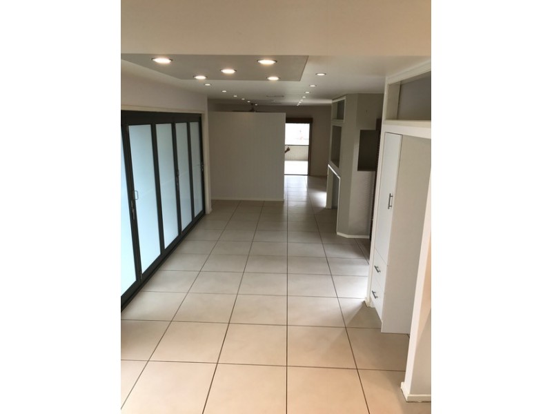 B/12 TAHLEE PLACE, Medowie NSW 2318