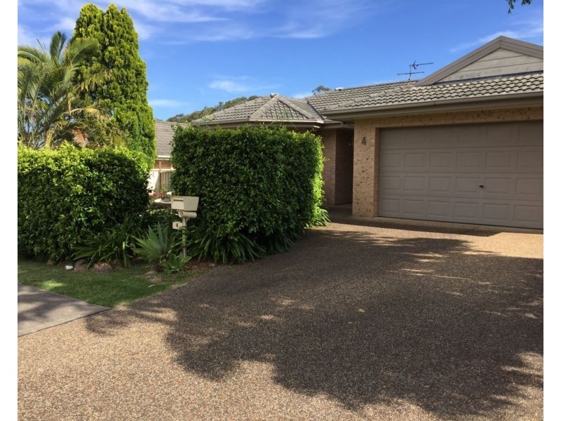 4 Wirreanda Road, Medowie NSW 2318
