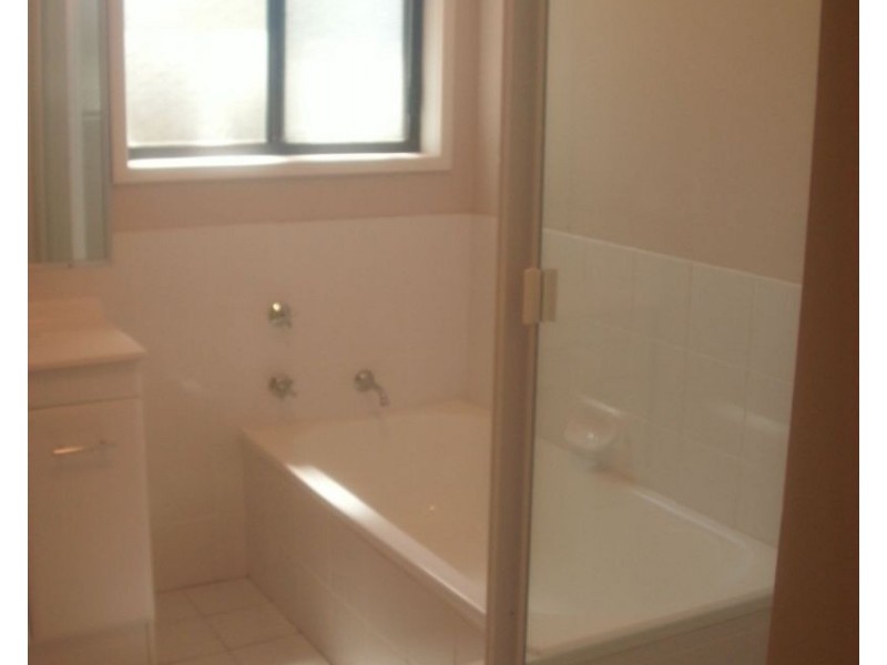 27 Kindlebark Drive, Medowie NSW 2318