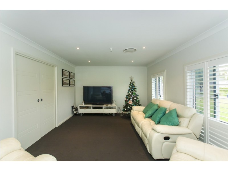 51 Paperbark Circuit, Fern Bay NSW 2295