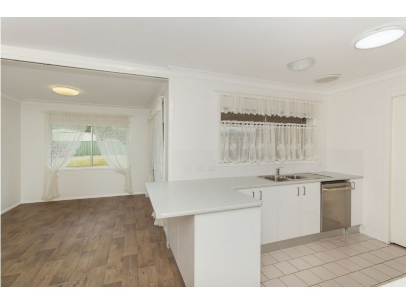 61 Silver Wattle Drive, Medowie NSW 2318