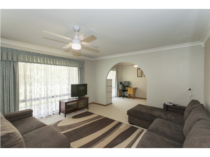1 Cherry Tree Close, Medowie NSW 2318