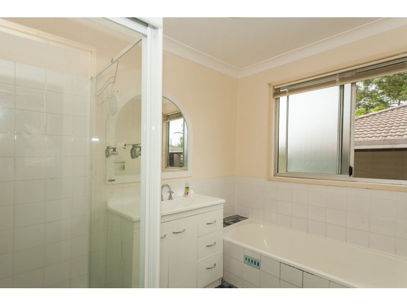 11 Brush Box Avenue, Medowie NSW 2318
