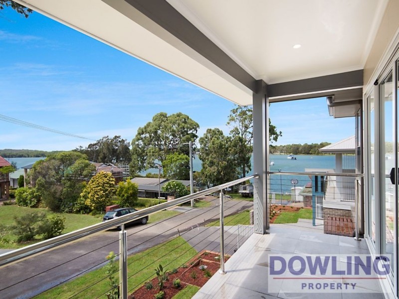 48 Caswell Crescent, Tanilba Bay NSW 2319