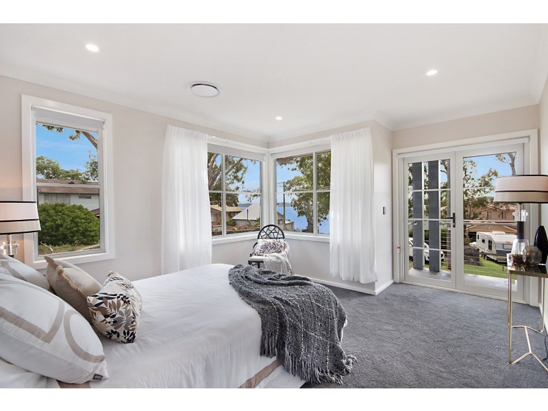 48 Caswell Crescent, Tanilba Bay NSW 2319