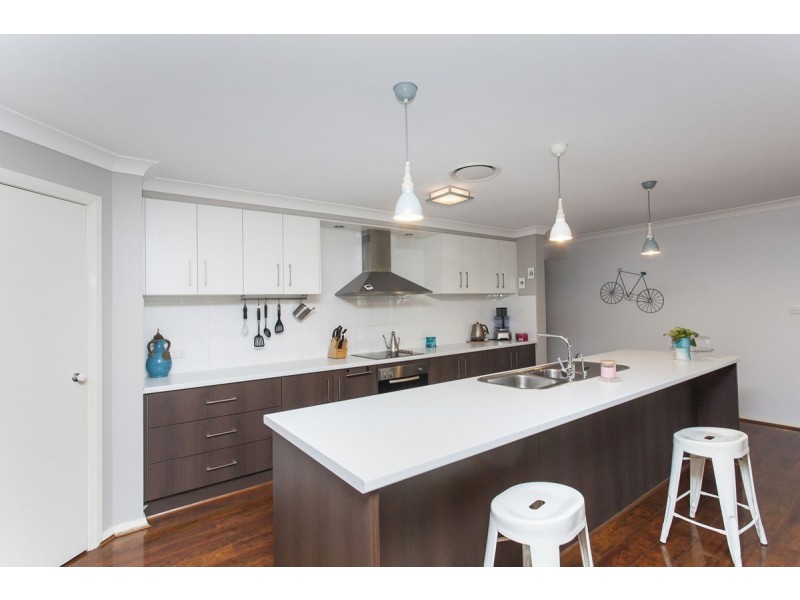 25 Augusta Place, Medowie NSW 2318