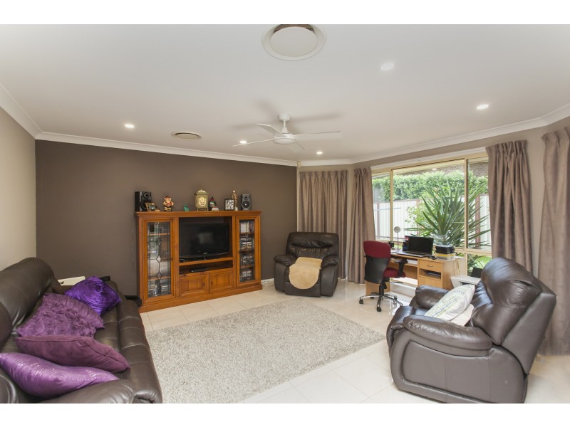 28 Sassin Crescent, Medowie NSW 2318