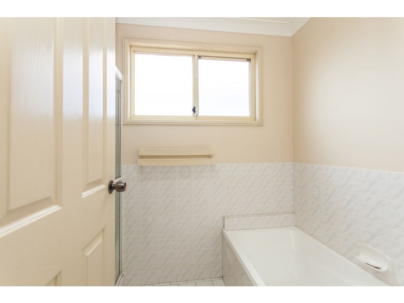 6 Mountain Ash Close, Medowie NSW 2318