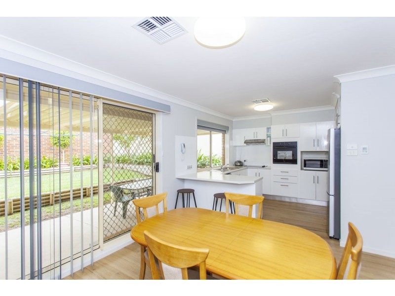 18 Rosewood Drive, Medowie NSW 2318