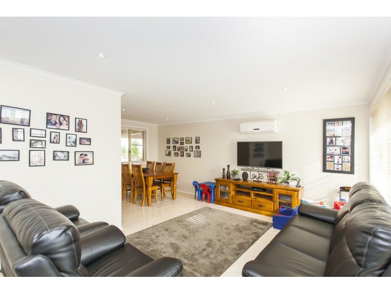 14 Rosewood Drive, Medowie NSW 2318