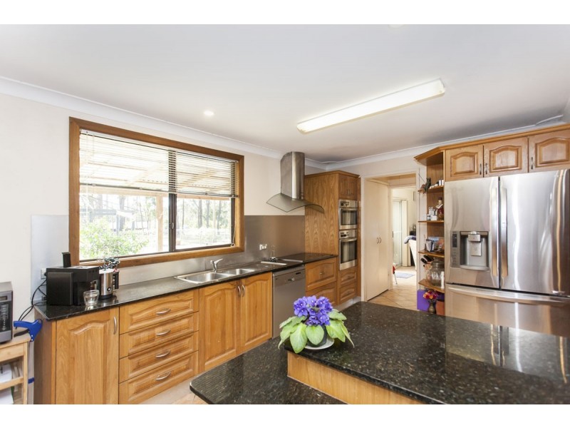 4 Robert Close, Medowie NSW 2318