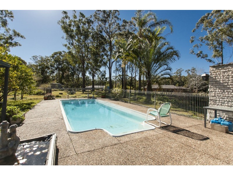 4 Robert Close, Medowie NSW 2318