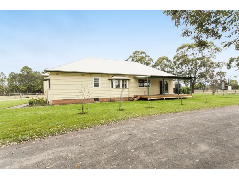 3 Fairlands Road, Medowie NSW 2318