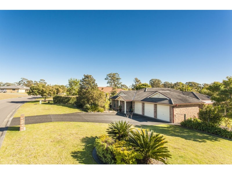 13 Sassin Crescent, Medowie NSW 2318