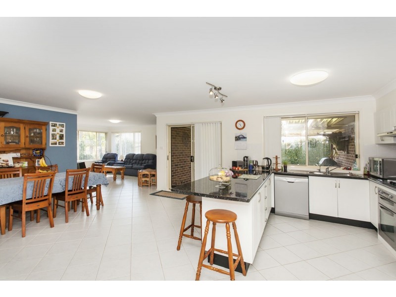 13 Sassin Crescent, Medowie NSW 2318
