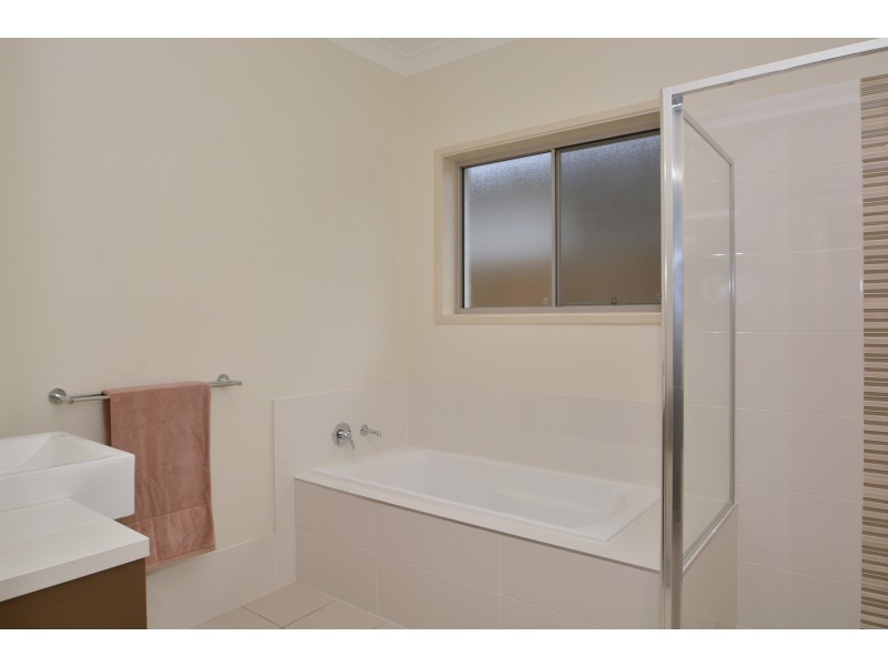 9 Medinah Point, Medowie NSW 2318