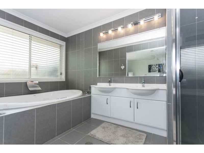 41 FEDERATION DRIVE, Medowie NSW 2318