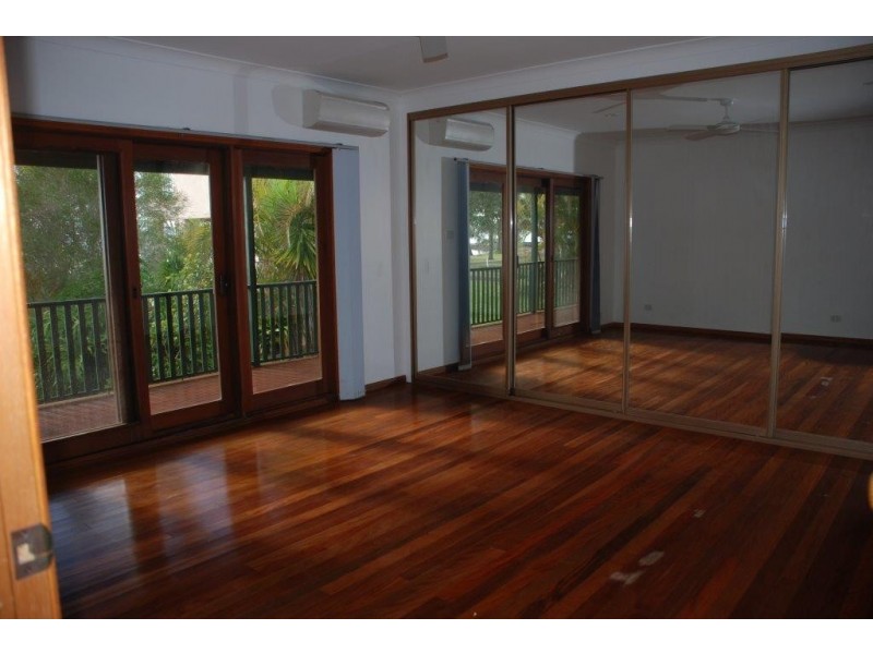 121 Waterfront Road, Swan Bay NSW 2324