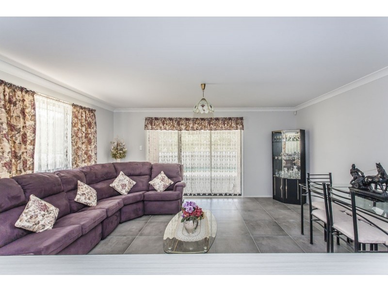 60 Martens Avenue, Raymond Terrace NSW 2324