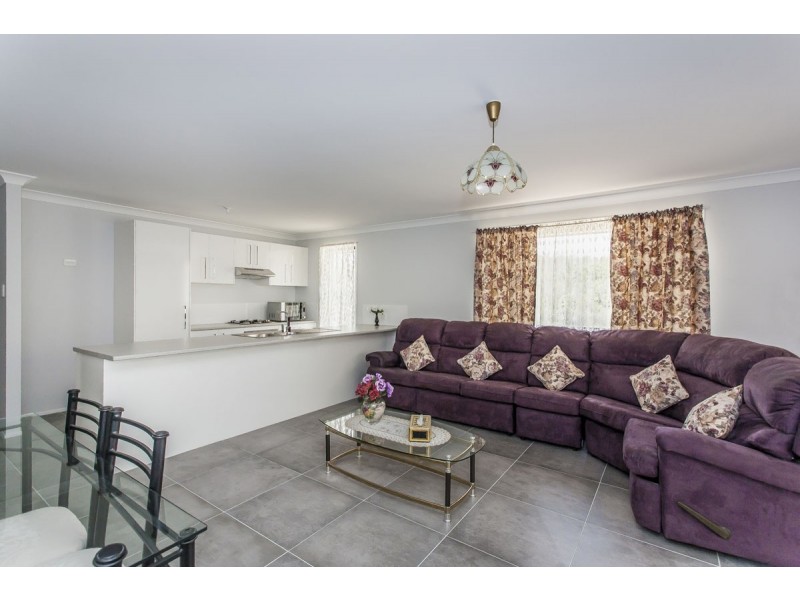 60 Martens Avenue, Raymond Terrace NSW 2324