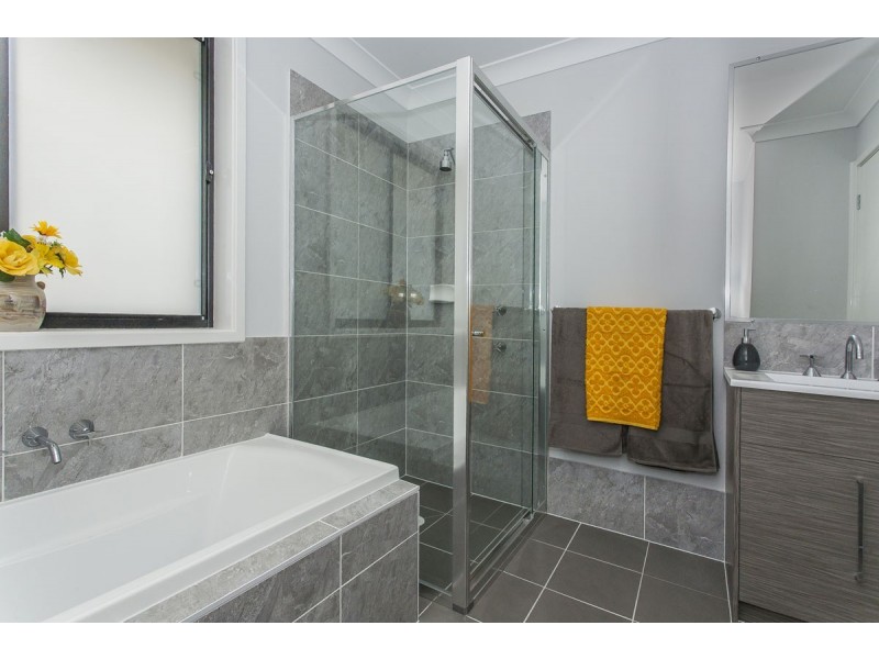 60 Martens Avenue, Raymond Terrace NSW 2324