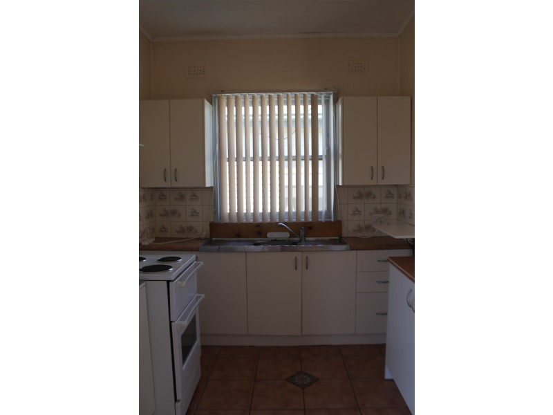 11 Rankin Road, Fern Bay NSW 2295