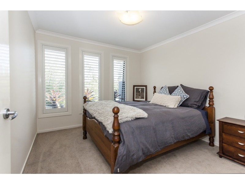 10 Carnoustie Way, Medowie NSW 2318