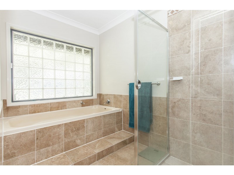 6 Mahogany Place, Medowie NSW 2318