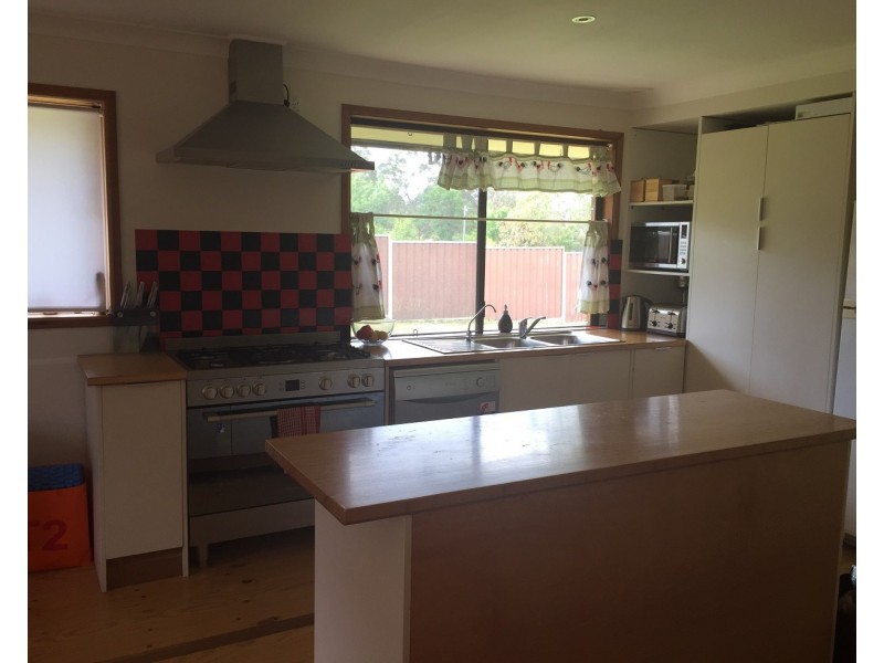 27 Fisher Road, Medowie NSW 2318