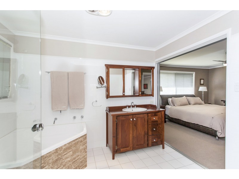 84 South Street, Medowie NSW 2318