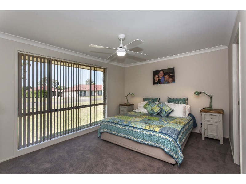 8 Sassin Crescent, Medowie NSW 2318