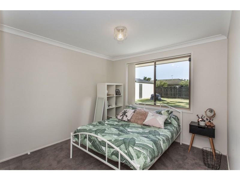 8 Sassin Crescent, Medowie NSW 2318