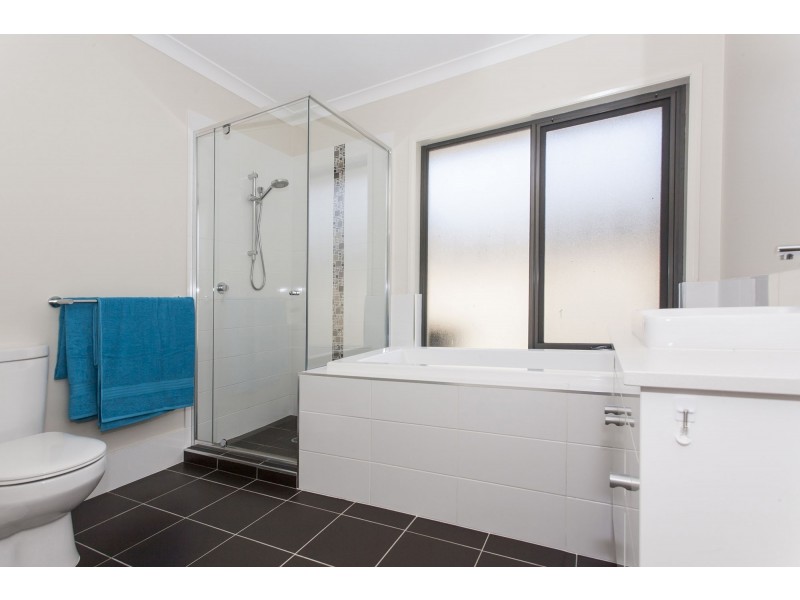 2 Medinah Point, Medowie NSW 2318