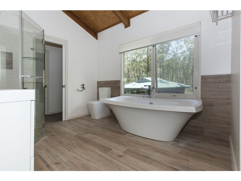 14 Ebsworth Road, Clarence Town NSW 2321