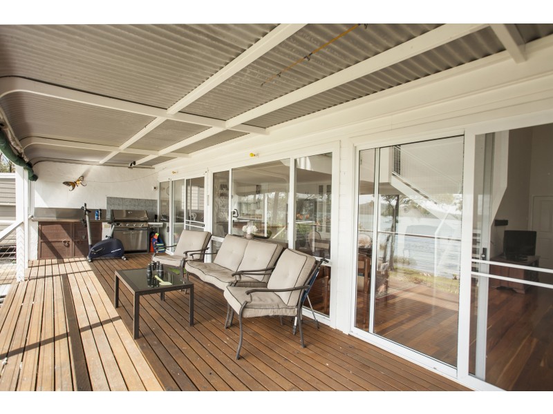 52 Eastslope Way, North Arm Cove NSW 2324