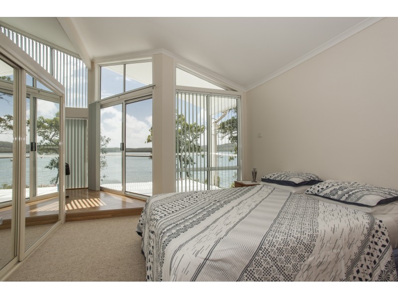 52 Eastslope Way, North Arm Cove NSW 2324
