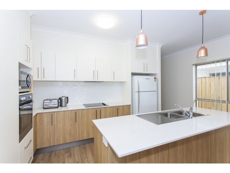 6 Muirfield Way, Medowie NSW 2318