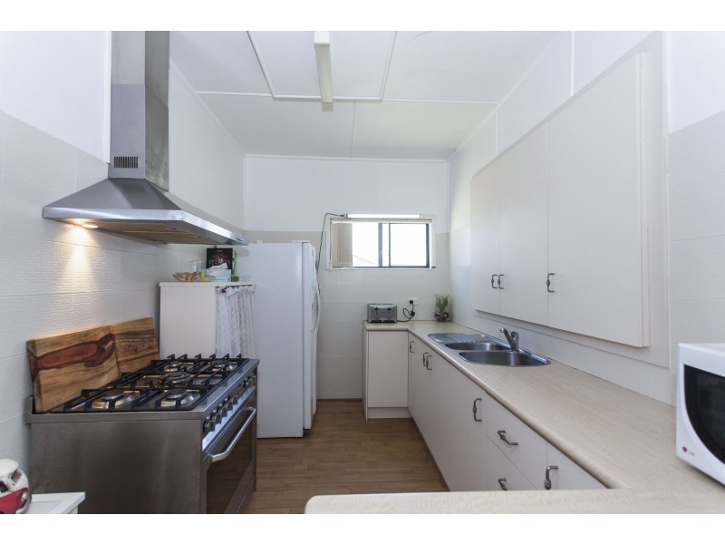 25 & 25A Waterfront Road, Swan Bay NSW 2324
