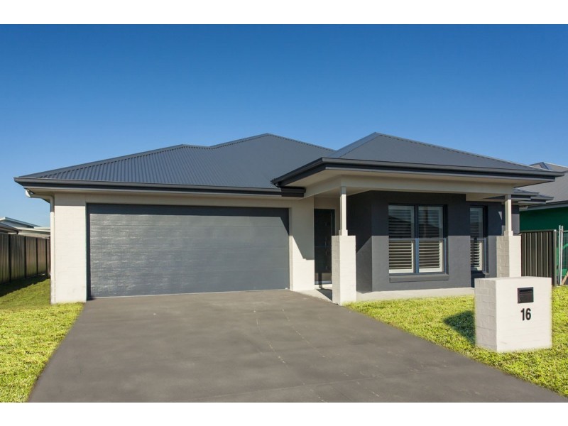 16 Rosemary Street, Fern Bay NSW 2295