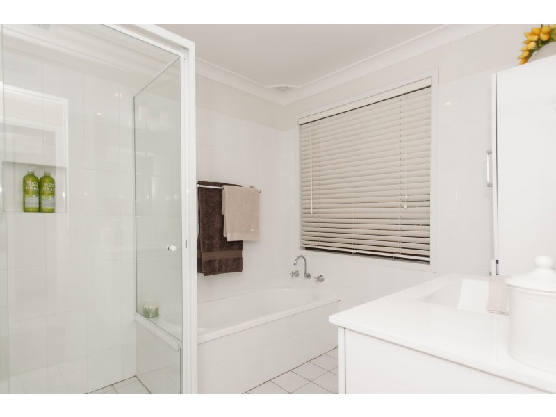 9 Summers Close, Medowie NSW 2318