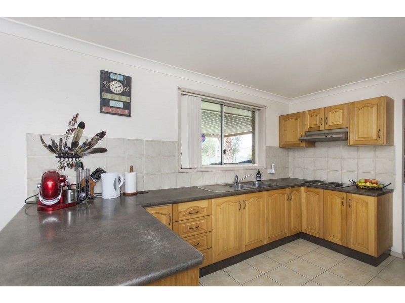 12 Woodlands Way, Medowie NSW 2318