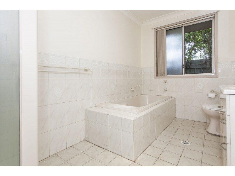 12 Woodlands Way, Medowie NSW 2318