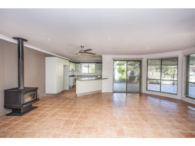 22 South Street, Medowie NSW 2318
