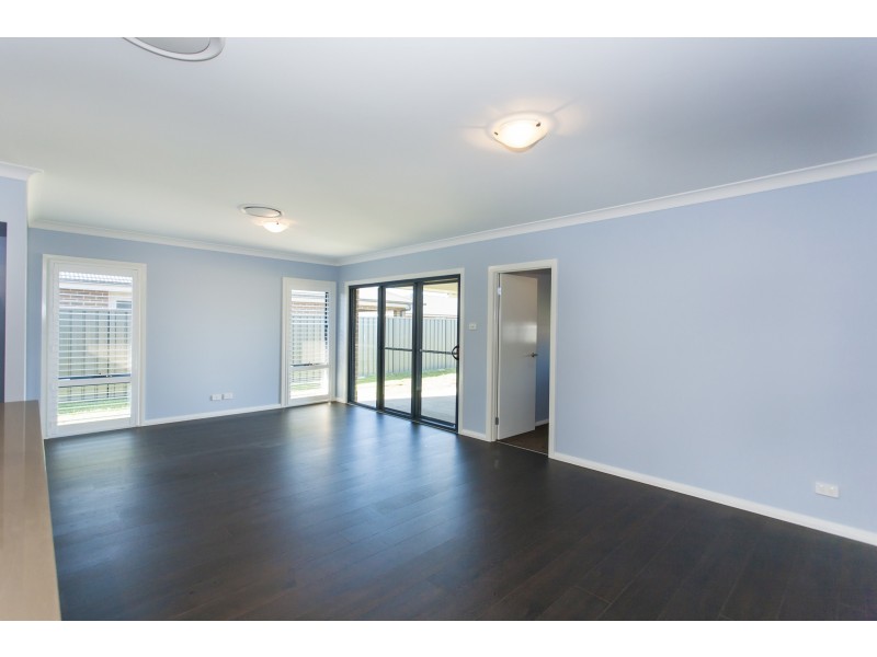 16 Rosemary Street, Fern Bay NSW 2295