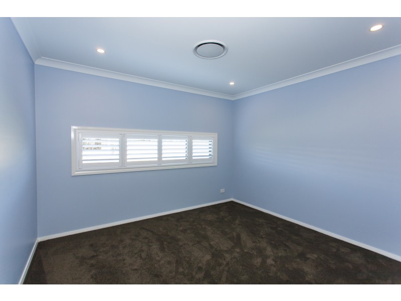 16 Rosemary Street, Fern Bay NSW 2295